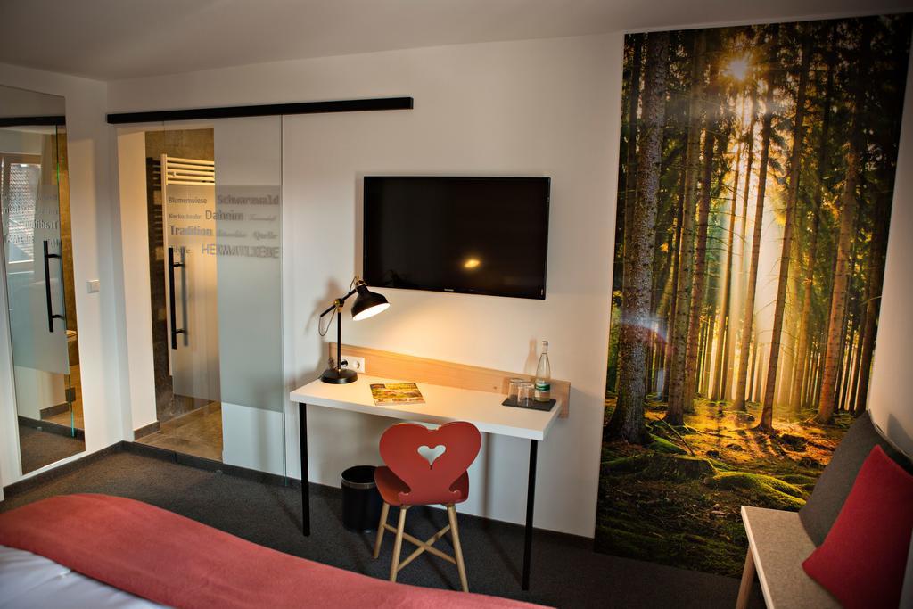 Landhotel Gasthaus Zum Pflug Zell am Harmersbach Zewnętrze zdjęcie
