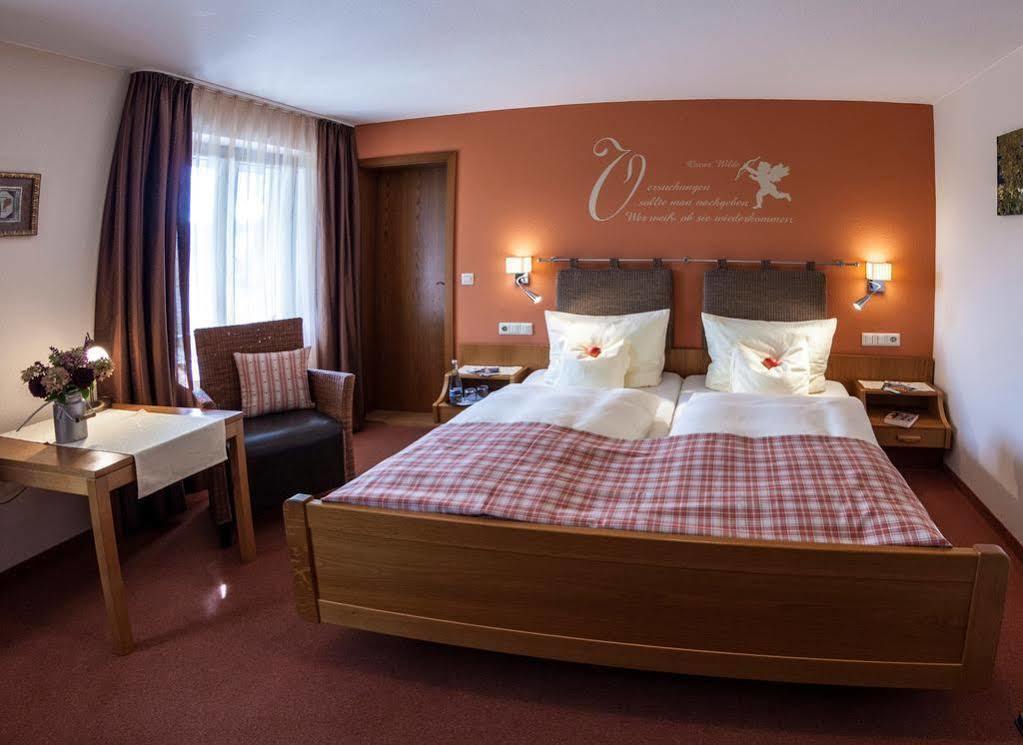 Landhotel Gasthaus Zum Pflug Zell am Harmersbach Zewnętrze zdjęcie